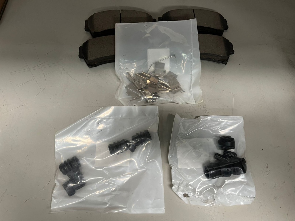 PASTILLAS DELANTERAS CARBON Y CERAMICA FORD FUSION 06-12 / MAZDA 6  06-13
