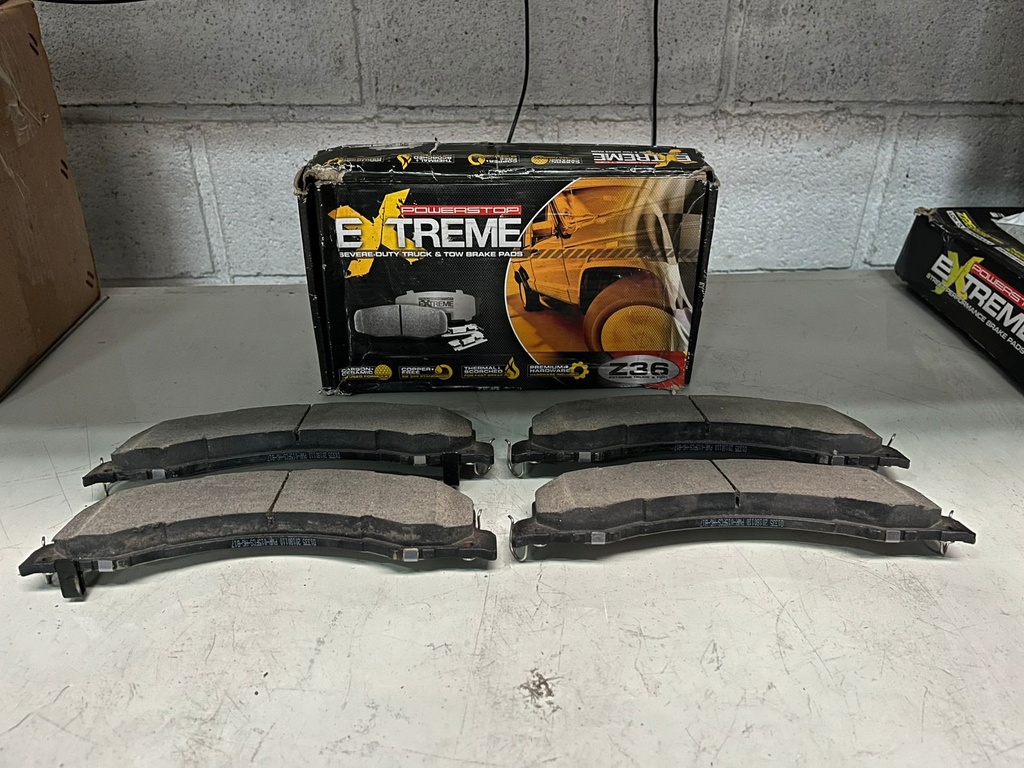 Pastillas de freno delanteras para RAM 4500/5500 2017-2018