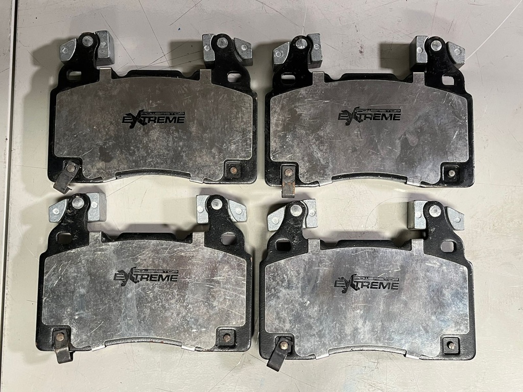 Pastillas Delanteras Fibra Carbon/Ceramica Chevrolet Camaro LT / SS 2016 / 2023 / Corvette C7 Stingray 2014-2019.