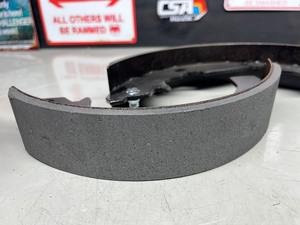 Zapatas de Tambor para Toyota Sienna 1999-2003.