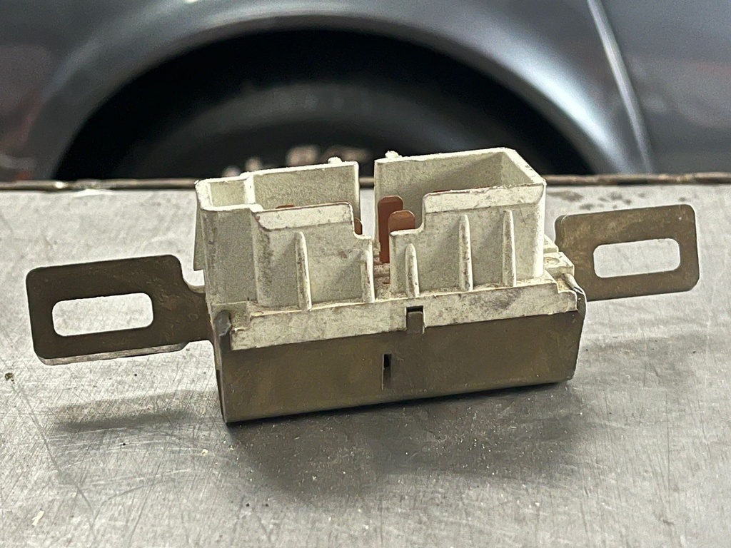 Interruptor de Encendido para Ford E250 1980-1981 / E350 1980-1994 / E450 2000-2001.