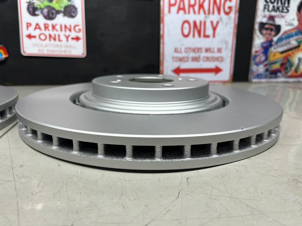 Discos Delanteros Ventilados Toyota Sienna 2016-2019 / Highlander 2016-2019 / Lexus NX300H 2015-2019 / NX200T 2015-2017.