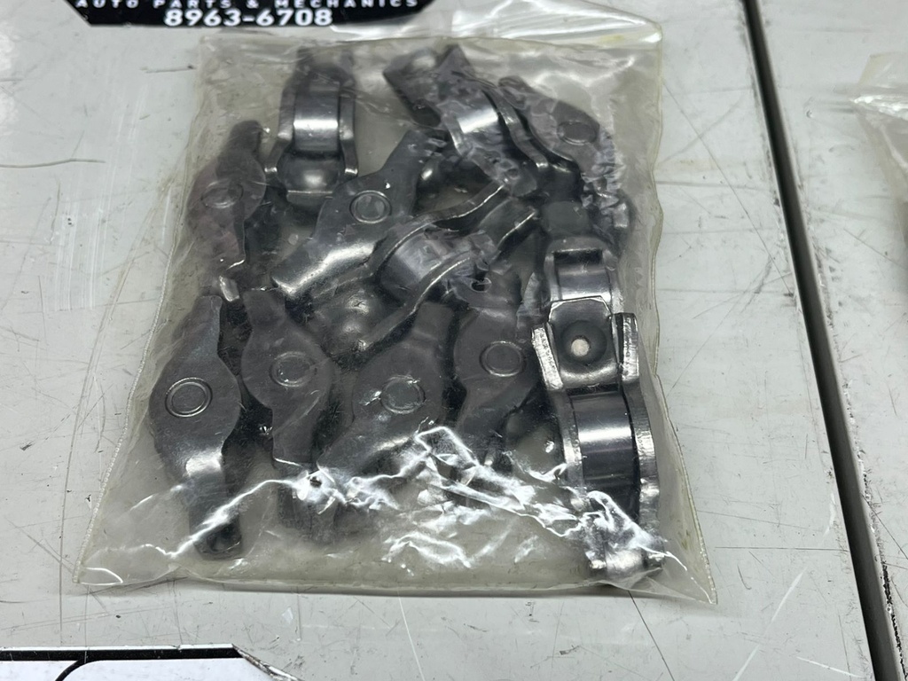Buzos y Balancines para Ford 4.6L 2005-2010. (12 BUZOS / 12 BALANCINES)