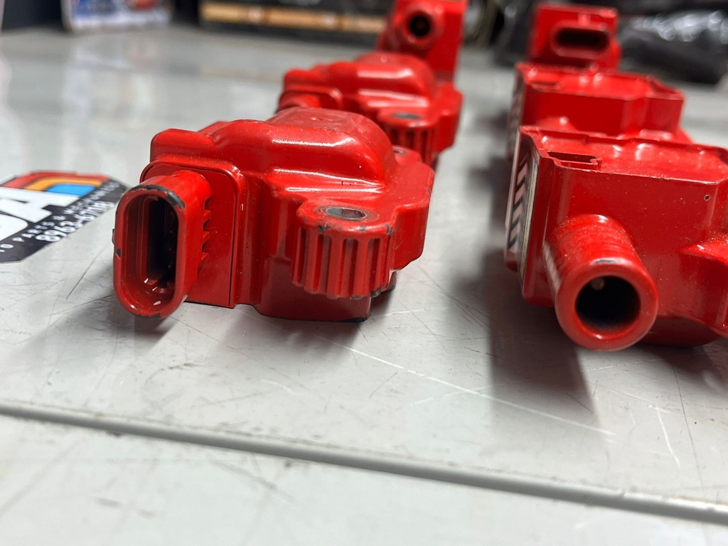 Bobinas de encendido Chevrolet Silverado 1500 V6 4.3L 2014-2018 / GMC Sierra 1500 V6 4.3L 2014-2019 / Savana 2500 Van V6 4.3L 2018-2019.