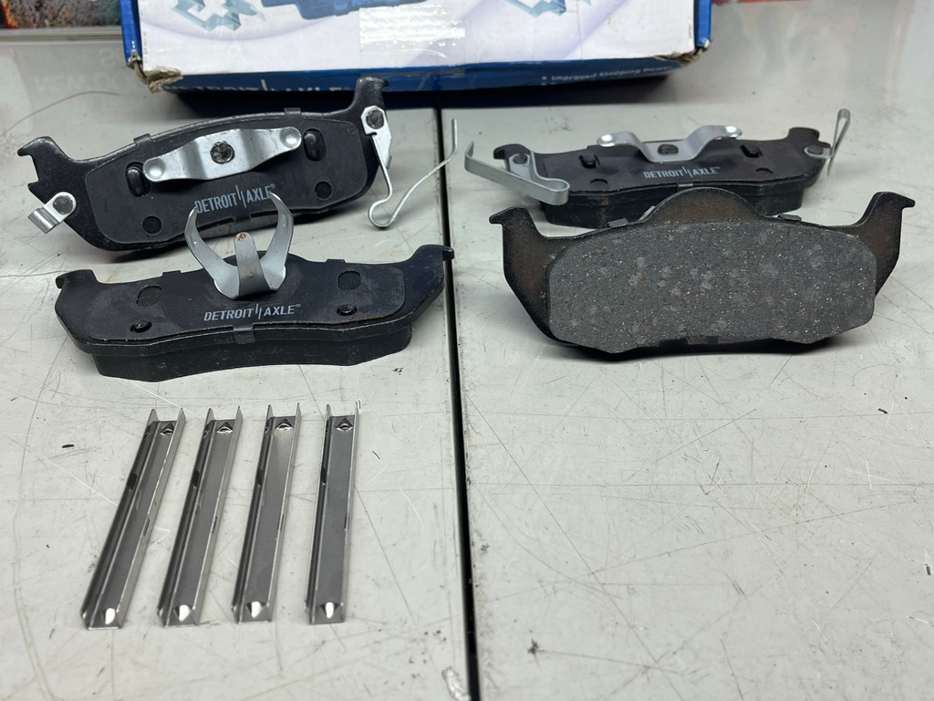 Pastillas Traseras Cerámicas Jeep Grand Cherokee 2005-2010 / Commander 2006-2010 / Nissan Armada 2005-2015 / Titan 2004-2015.