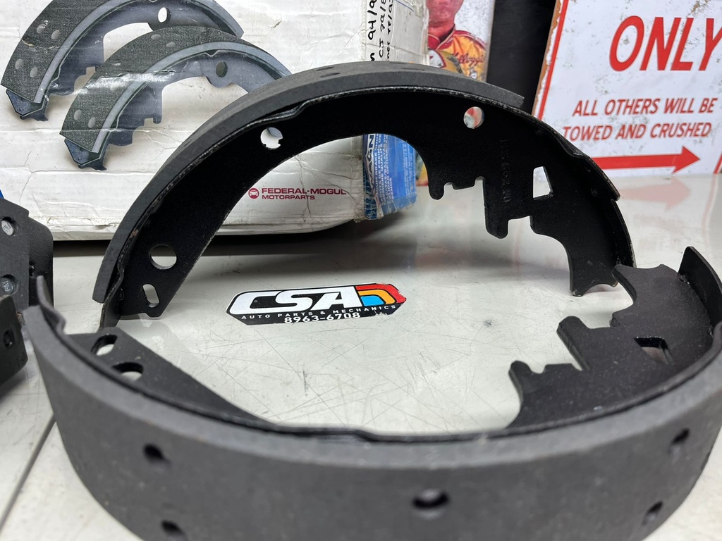 Zapatas de Freno de Tambor Jeep J10 / J20 1977-1988 / CJ5 / CJ7 1979-1980 / Cherokee 1977-1983.