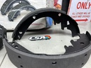 Zapatas de Freno de Tambor Jeep J10 / J20 1977-1988 / CJ5 / CJ7 1979-1980 / Cherokee 1977-1983.