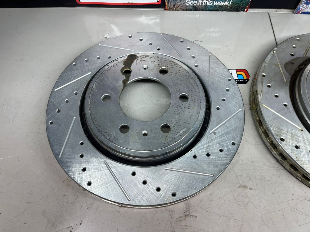 Discos Delanteros Perforados Ford F150 2010-2020 / Expedition 2007-2022.