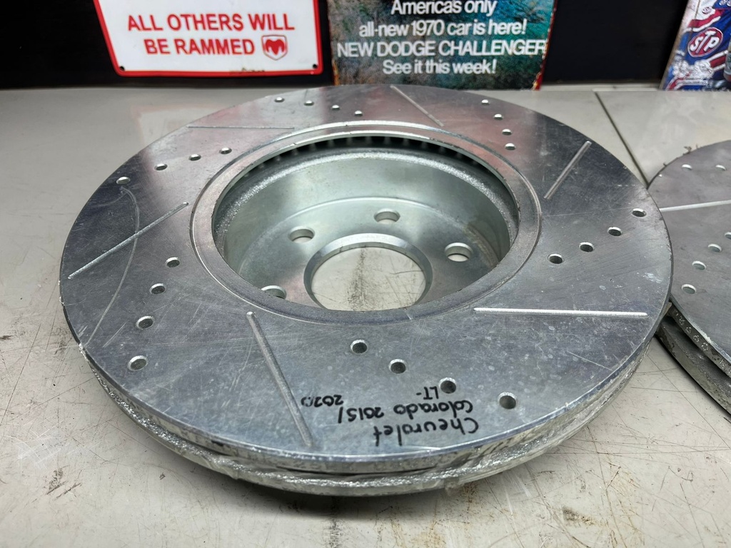 DISCOS DELANTEROS PERFORADOS/VENTILADOS CHEVY COLORADO 15/20