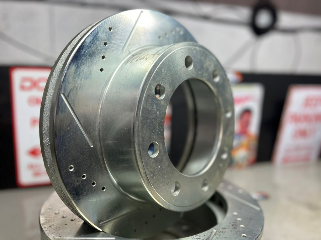 Disco delantero derecho e izquierdo perforado ventilado para Ford F-250/F-350 99-05