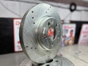 Discos Delanteros Perforados Dodge Challenger V6 3.5L / 3.6L 2009-2022 / Charger 3.6L V6 2006-2023 / Magnum 3.5L V6 2006-2008.