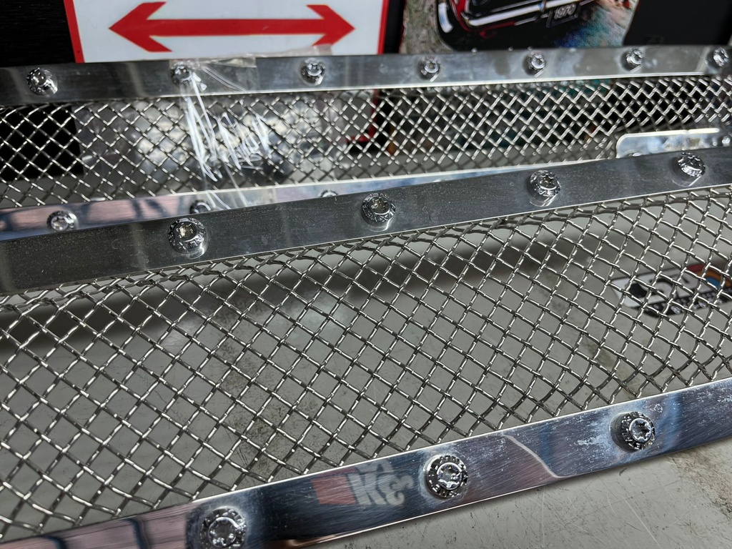 Parrillas metálicas X.METAL Chevrolet Silverado 2500HD / 3500HD 2015.