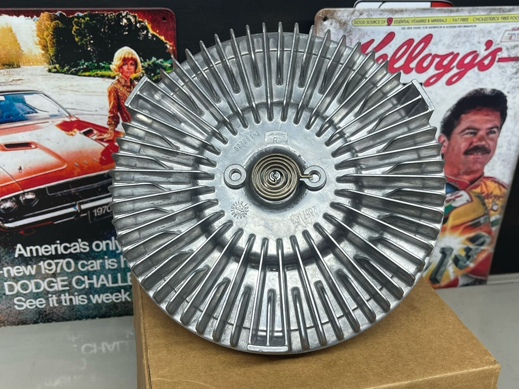 Fanclutch Ford E-350 Super Duty 6.8L V10 2006-2016 / Ford F-250 Super Duty / F-350 Super Duty 2005-2010 6.8L V10.