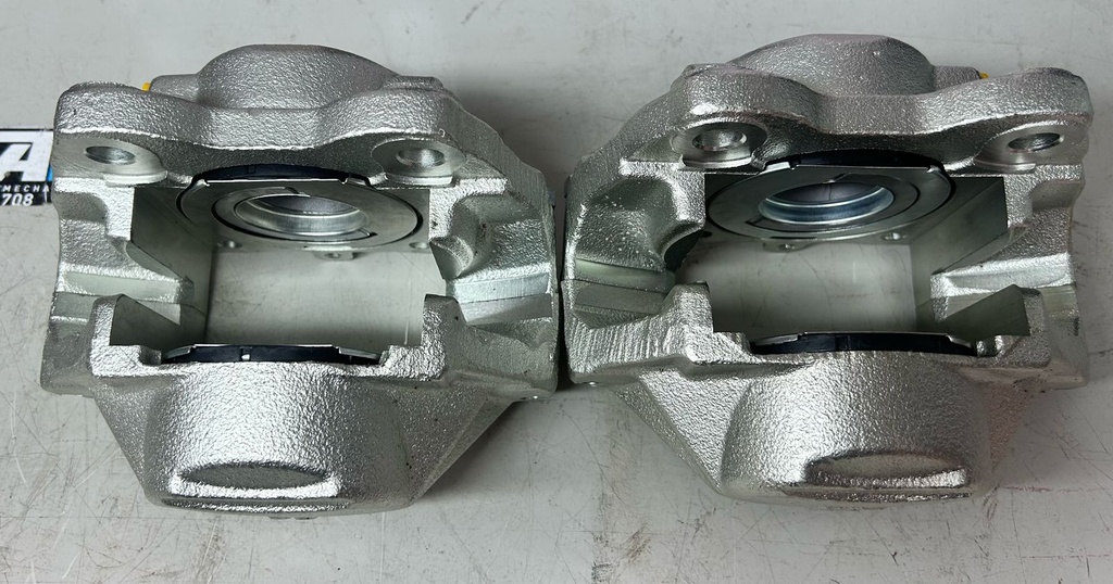 Calipers delanteros para Mercedes Benz 230 1977 a 1978 / 240D 1976 а 1983/ 280CE 1978 a 1981 / 280E 1977 a 1981 / 300CD 1978 a 1985 / 300D 1977 a 1985 / 300TD 1979 a 1985