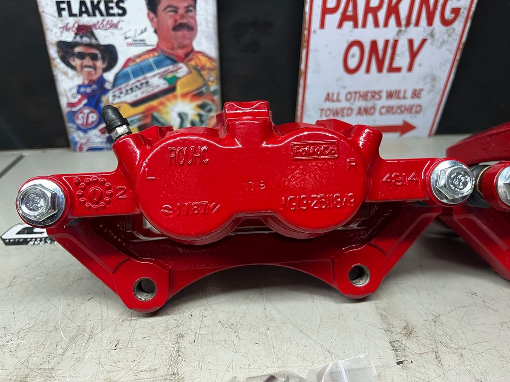 Caliper Delanteros Ford Taurus 2010 2018 (Par de Caliper)