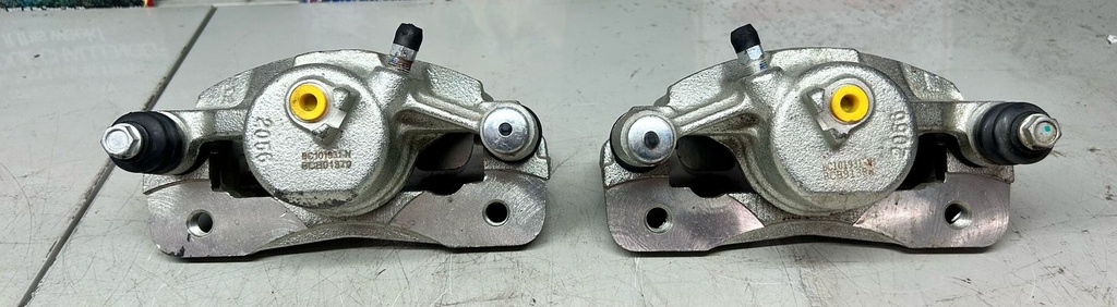 Calipers delanteros para Honda Civic 1990 al 2000 / Del sol 1993 a 1997 / CRX 1990 a 1991