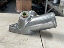 Carcasa de Termostato para Motores GM 3.8L / 5.0L / 5.7L 1980-1990.