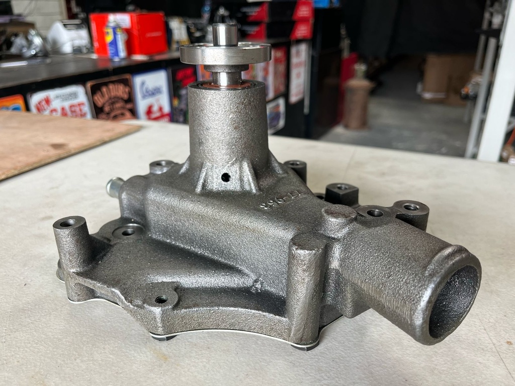 Bomba de agua para Ford 302 5.0L / 351 5.8L