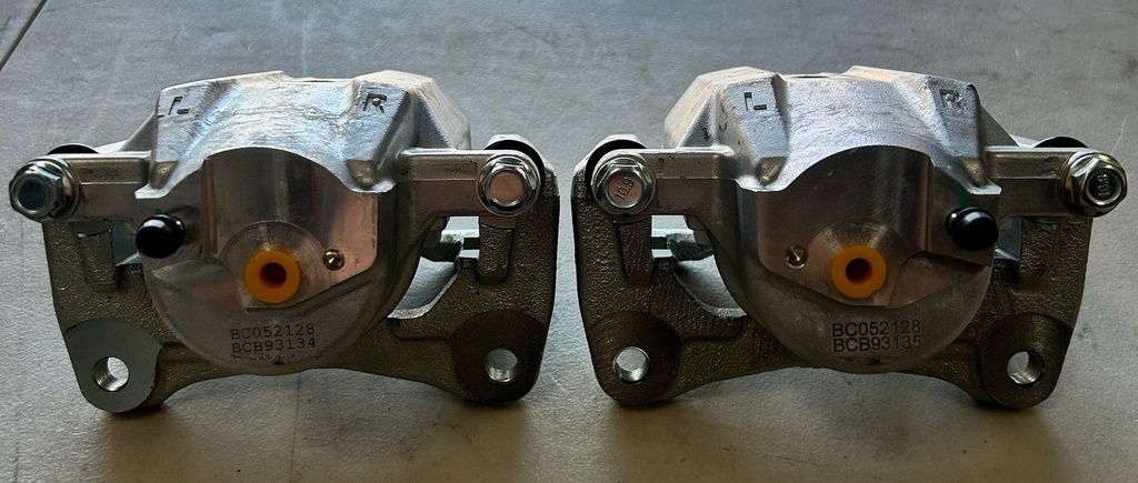 Caliper Delanteros para Toyota Prius 1.5L 2004-2009