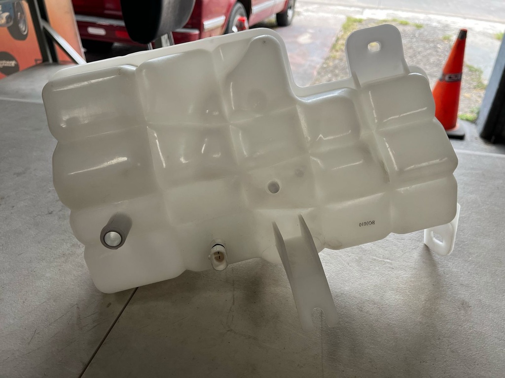 RESERV COOLANT CHEVY CAPRICE/IMPALA 94/96