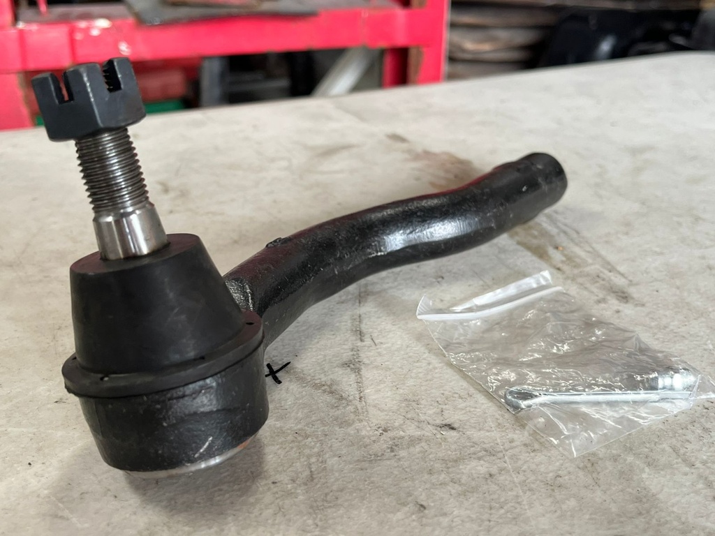 Rotula de Direccion Izquierda Nissan Titan 2WD 4WD 2004-2015 / Armada 2005-2019 / Infiniti QX56 2004-2013 / QX80 2014-2018