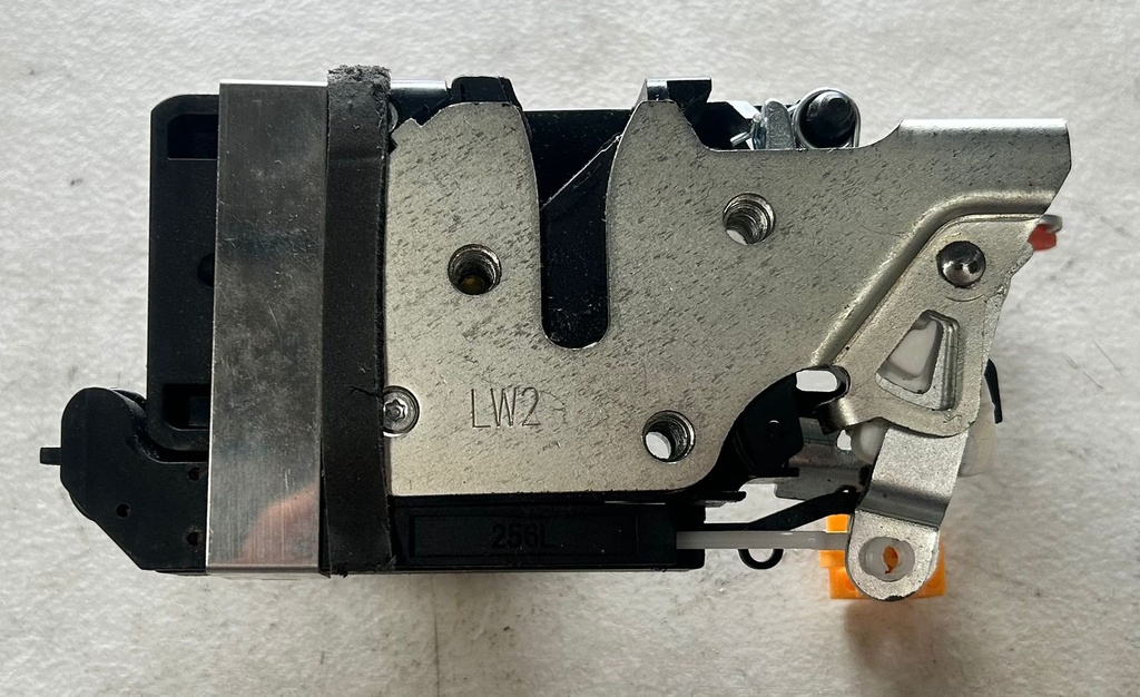 Actuador de cerradura antirrobo delantero izquierdo para Chevrolet Avalanche 2004 al 2006 / Silverado 2002 al 2006 / Suburban 2004 al 2006 / Tahoe 2004 al 2006