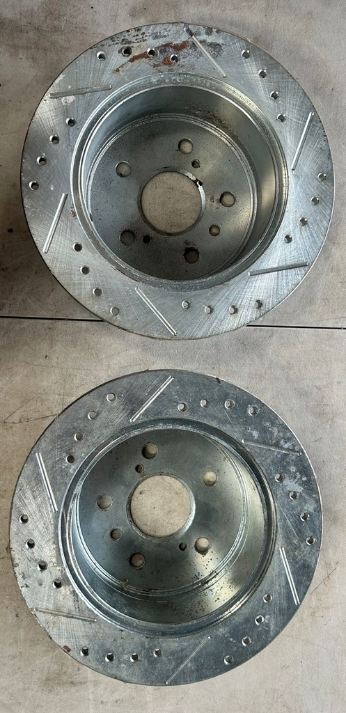 Discos traseros Perforados para Toyota Avalon 2013 al 2018 / Camry 2012 al 2017 / Lexus ES300H 2013 al 2018 / ES350 2013 al 2018