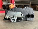 Cerradura de Puerta Trasera Derecha Chevrolet Silverado 2010-2014 / Avalanche 2010-2013 / Suburban / Tahoe 2010-2013 / GMC Sierra 2010-2014.