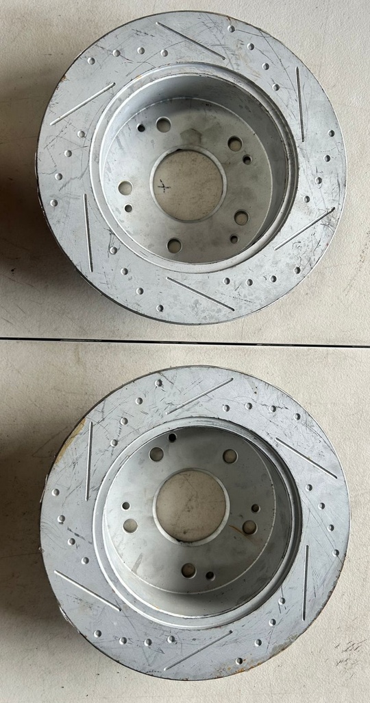 Discos traseros sólidos / Ranurados para Honda Accord 1998 al 2002 / Civic 2004 al 2005 / Acura RSX 2002 al 2006 / Integra 1997 al 2001 Diámetro: (260mm)