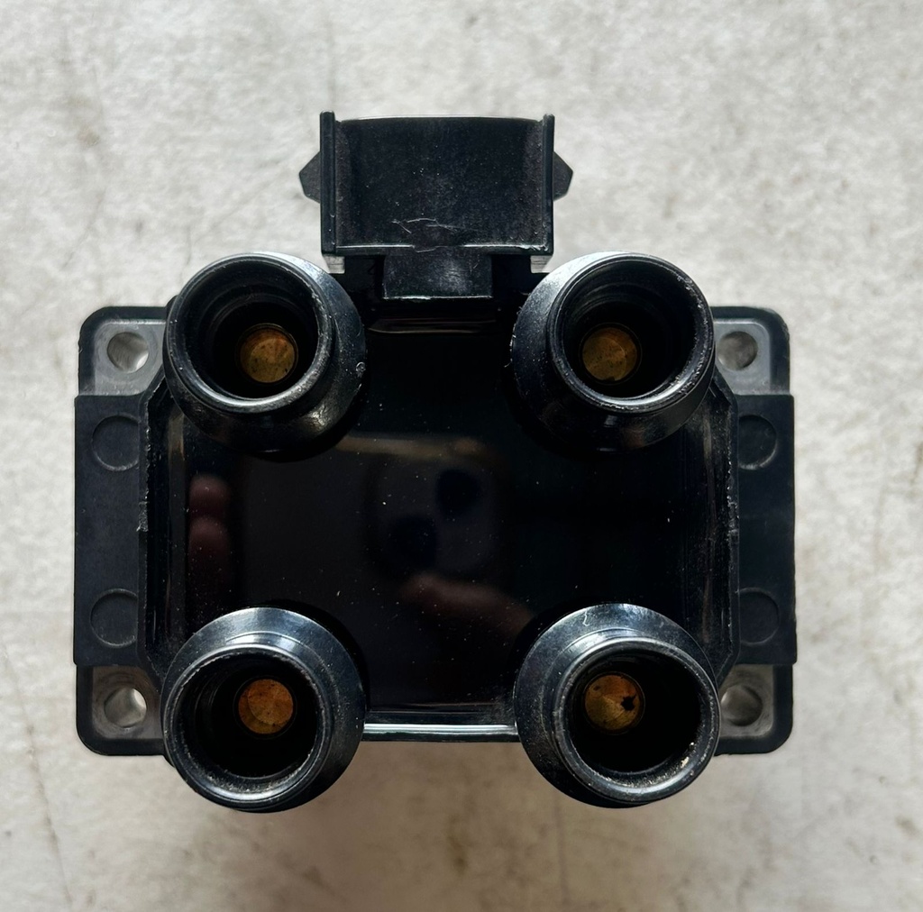 Bobina de encendido para Ford Ranger 2.5L 1988 al 2001 / Mustang 2.3L 1991 a 1998 / F150 / F250 / E150 / Expedition 4.6L 1997 a 1999 / Escort 2.0L 1991 al 2003 Explorer 5.0L 1996 al 2001