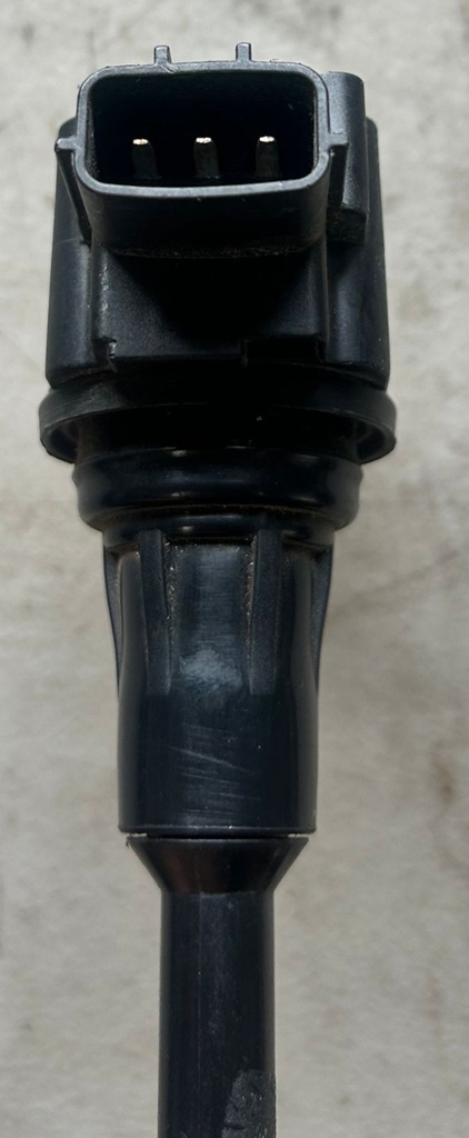 Bobina de encendido para Nissan 1.6L Versa 2012 al 2019 / Kicks 2013 al 2023