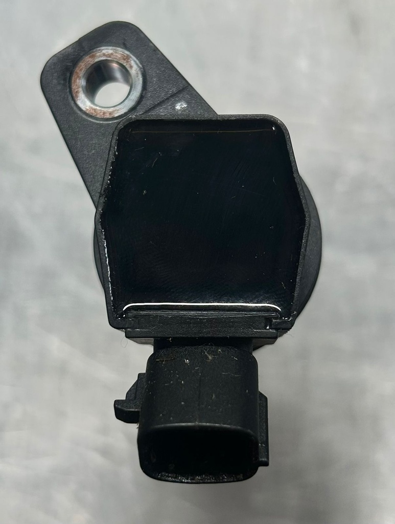 Bobina de encendido para Hyundai 1.8L / 2.0L Elantra 2011 al 2016 / Elantra GT 2013 al 2020 / Tucson 2014 al 2020