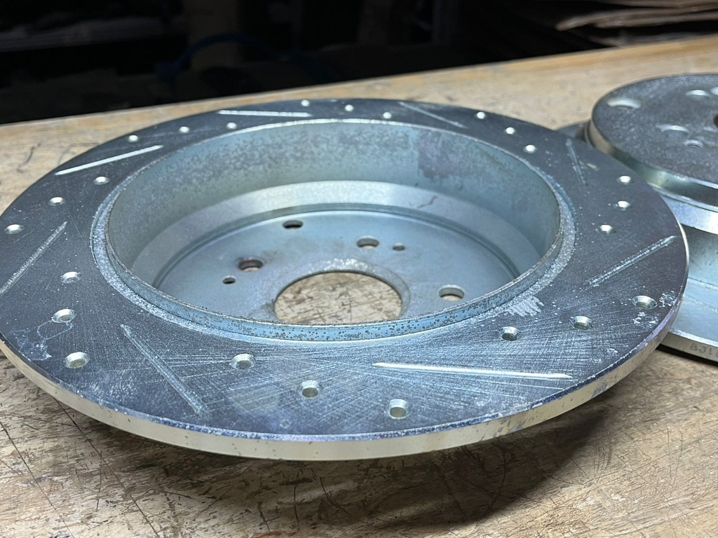Discos Traseros Perforados para CRV 2005-2016 / Acura RDX 2007-2018.