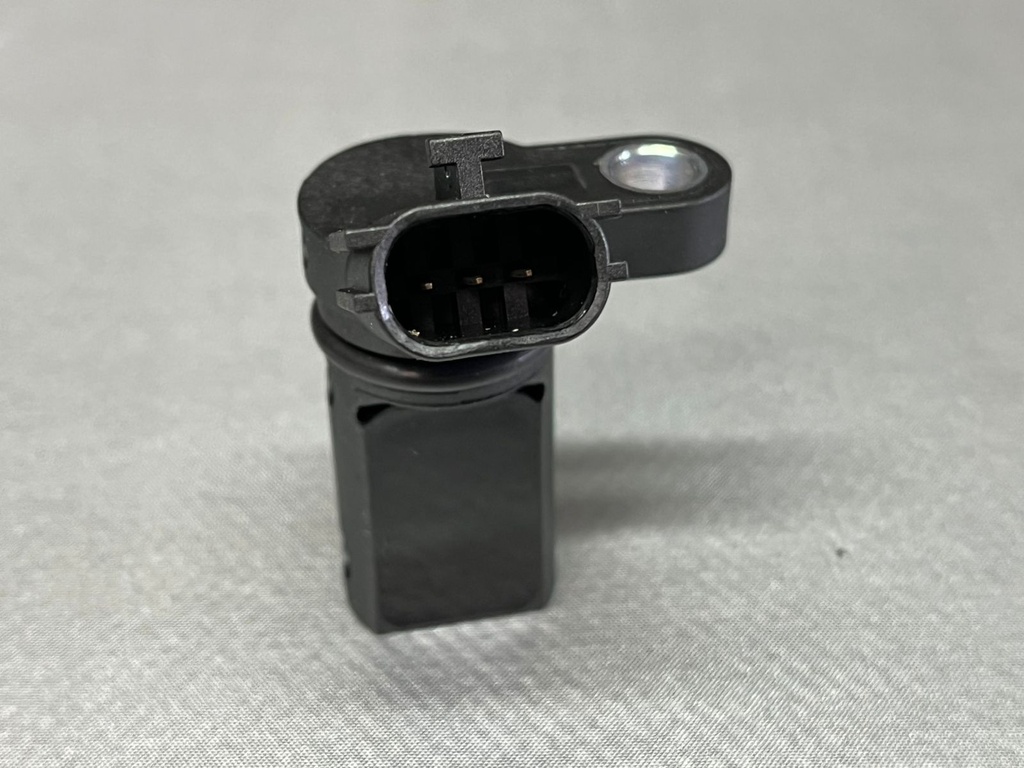 Sensor de posición de arbol de levas Nissan Frontier / Pathfinder / Xterra 4.0L V6 2005-2012 / 350Z 3.5L V6 2003-2007 / Altima 3.5L V6 2002-2006.