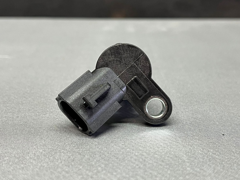 Sensor de posición de arbol de levas Nissan Frontier / Pathfinder / Xterra 4.0L V6 2005-2012 / 350Z 3.5L V6 2003-2007 / Altima 3.5L V6 2002-2006.