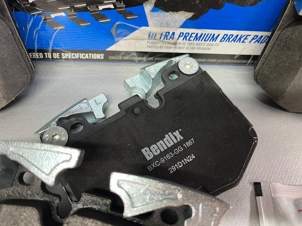 Pastillas Delanteras Cerámicas BMW X5 2019-2020 / 530e xDrive 2018-2019 / 530e 2018-2019.