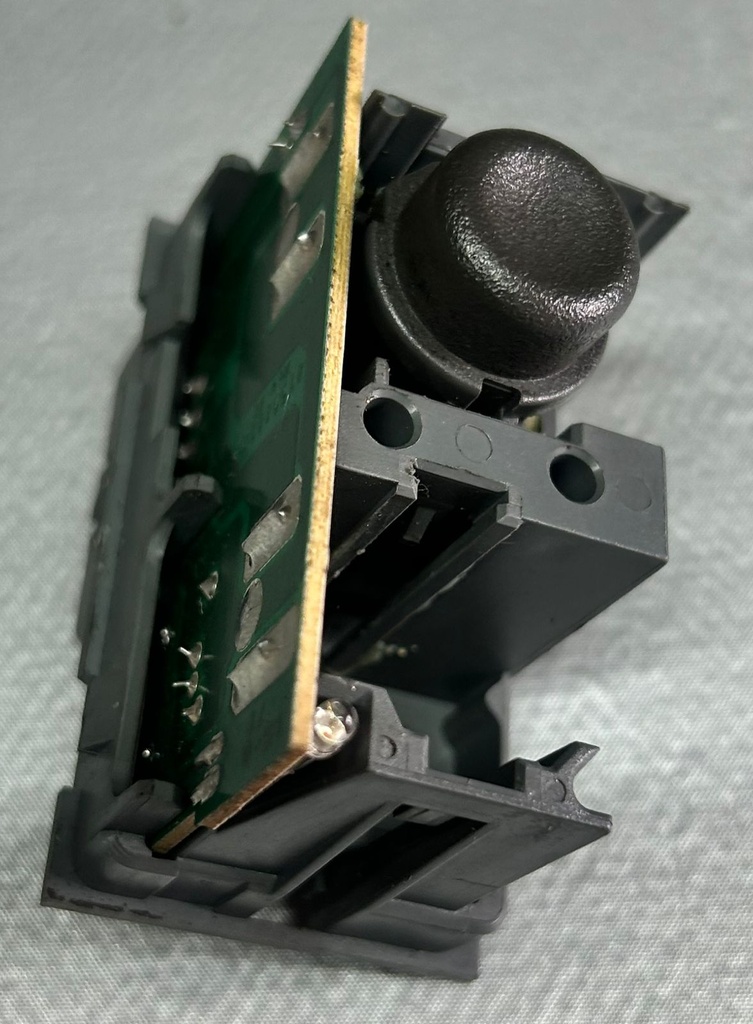 Actuador de luz antiniebla para Chevrolet Silverado / Avalanche 1999 al 2002 (Usado)