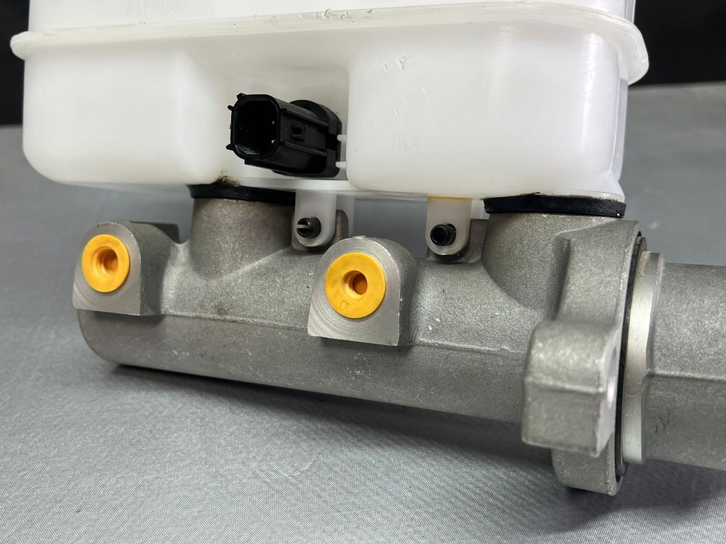 Cilindro Maestro Dodge Dakota 1999-2004 / Durango 1999-2003 / Dodge Viper 2003-2006.