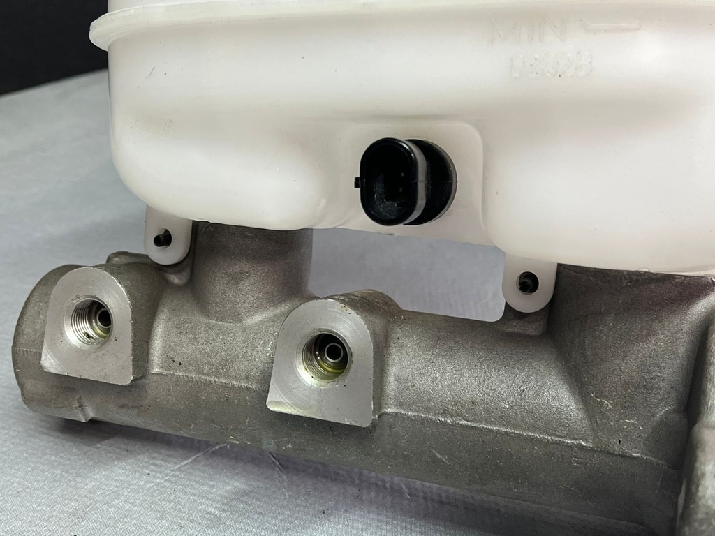 Cilindro Maestro Chevrolet Silverado 1500 2005-2007