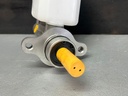 Cilindro Maestro para Toyota Camry 2.4L / 3.0L / 3.3L 2002-2006 / Solara 2004-2008 / Lexus ES330 2002-2006.