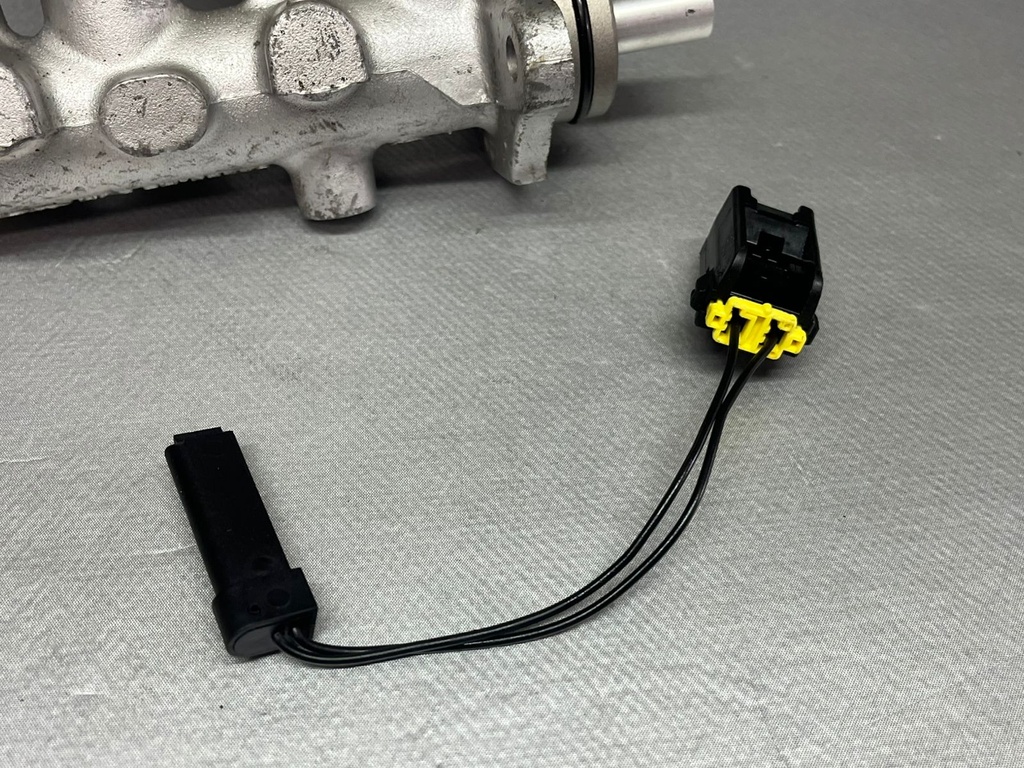 Cilindro Maestro para Mazda 929 1992-1995.