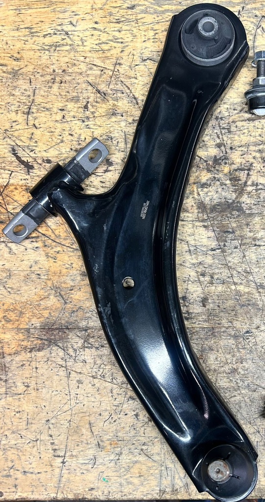 Kit de suspensión 8 piezas para Nissan Rogue 2008 al 2013