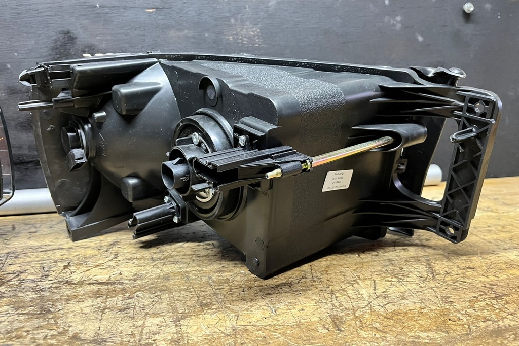 Luces Delanteras Cromadas Dodge Ram 1500 2002-2005 Dodge Ram 2500 / 3500 2003-2005