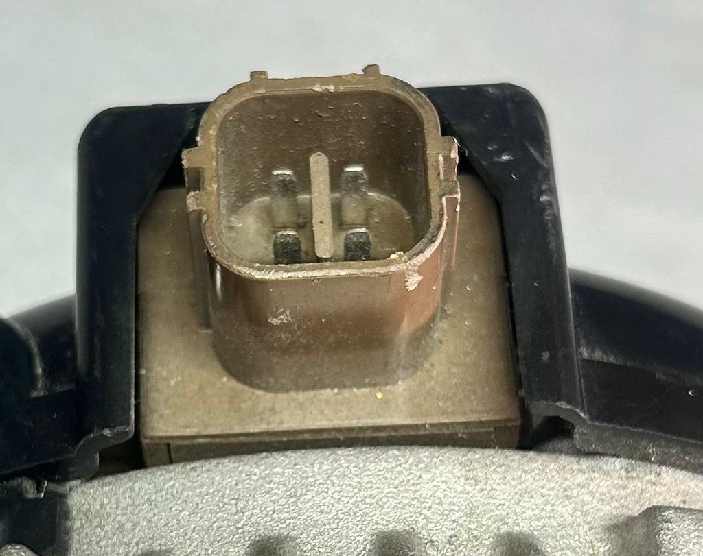 Alternador para Toyota 3.0L / 3.3L/ Camry 2004 al 2006 / Highlander 2004 al 2007 / Solara 2004 al 2008 / Lexus ES330 2004 al 2006 / RX330 2004 al 2006