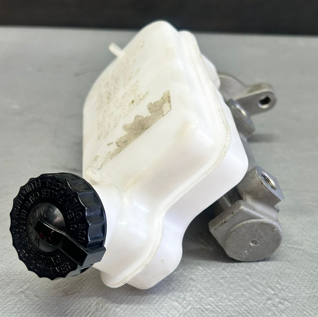 Cilindro Maestro para Dodge Caravan 2001 al 2002 / Grand Caravan 2001 al 2002