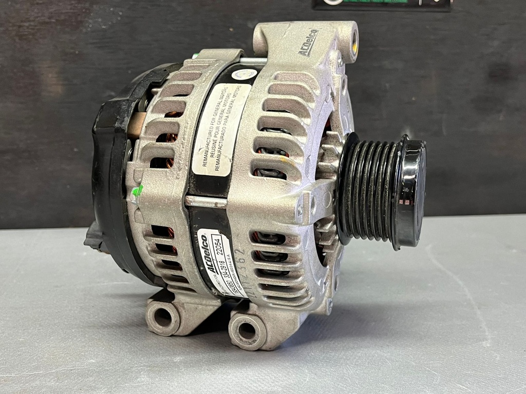 Alternador de 160AMP Dodge Grand Caravan 3.6L 2011-2020 / Journey 3.6L 2011-2019 / Avenger 3.6L 2011-2014 / Volkswagen Routan 3.6L 2011-2014.