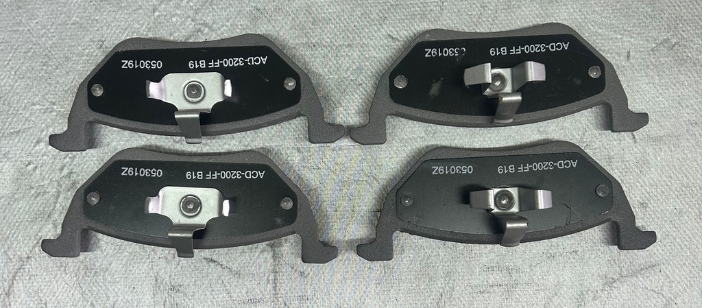 Pastillas traseras semi metálicas para Ford Escape 2005 al 2010