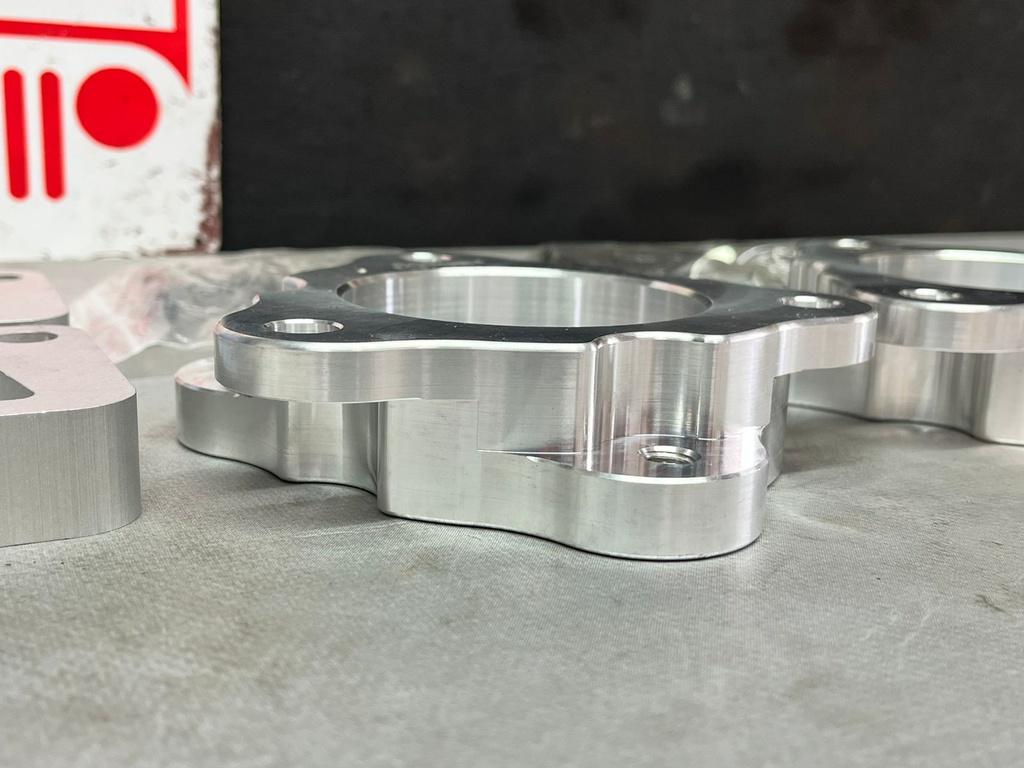 Kit de Calzas de levante 3.5" Delantero Chevrolet Silverado 1500 2007-2014 / Avalanche 1500 2007-2013 / Tahoe / Suburban 2007-2014 / GMC Sierra 1500 2007-2014.