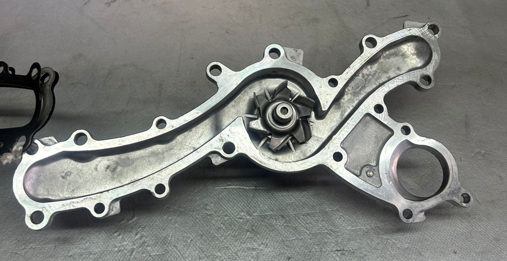 Bomba de agua para Toyota / Lexus 3.5L Camry 2007 al 2017 / Highlander 2008 al 2016 / Rav4 2006 al 2012 / Sienna 2007 al 2016 / ES350 2007 al 2018 / RX350 2007 al 2015