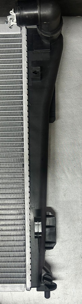 Radiador para Hyundai Sonata 2011 al 2013 / Kia Optima 2011 al 2015